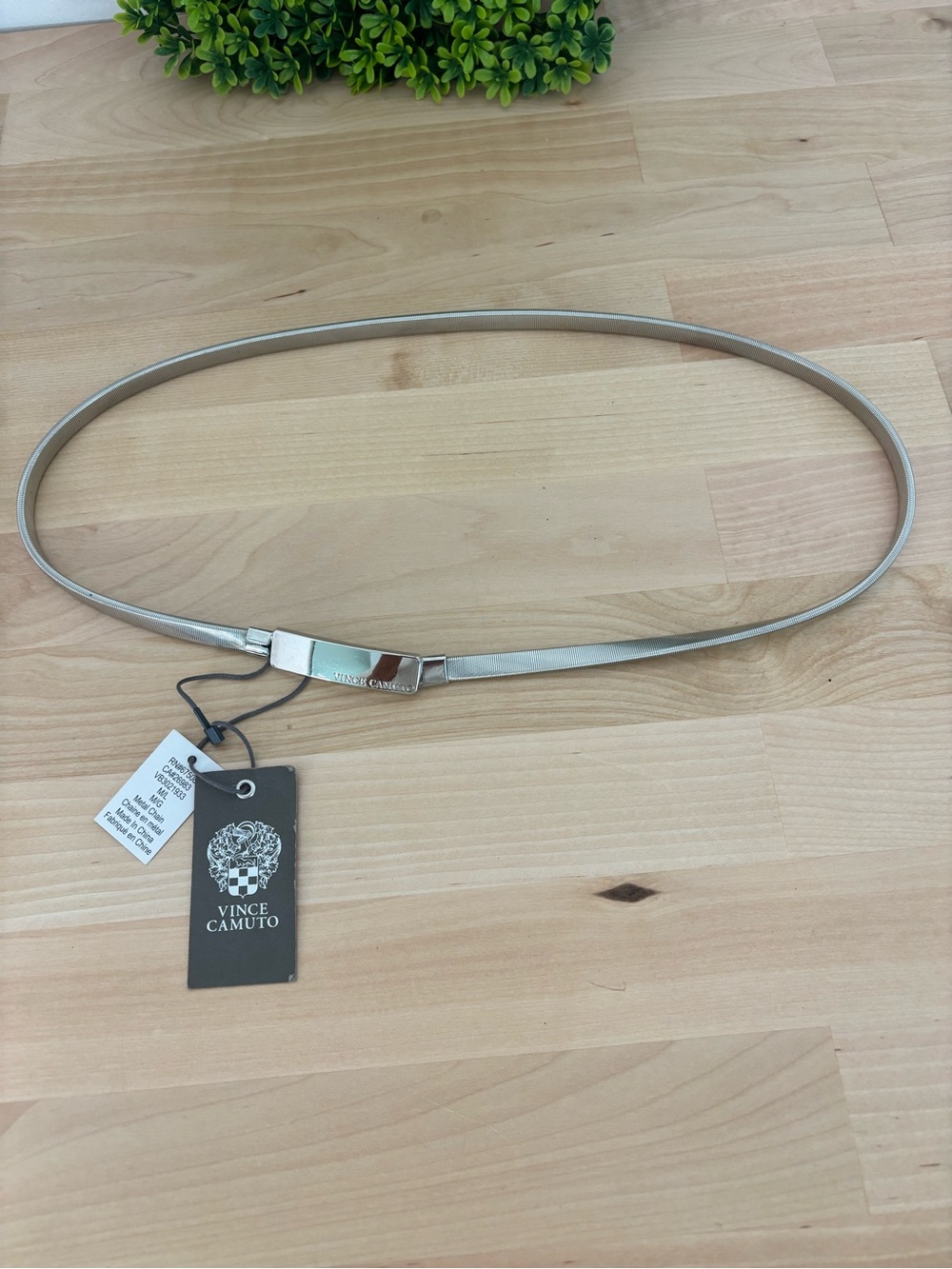 Vince Camuto Slim Metallic Light Silver Waist Belt Sz M/L
